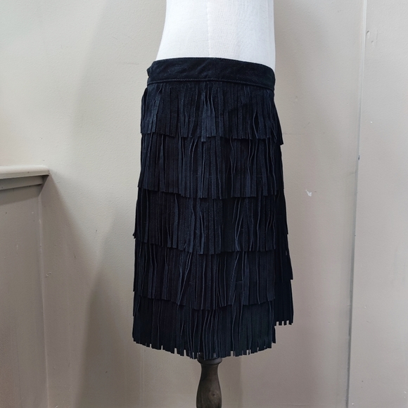 Mini fringe cow leather skirt - Picture 3 of 11